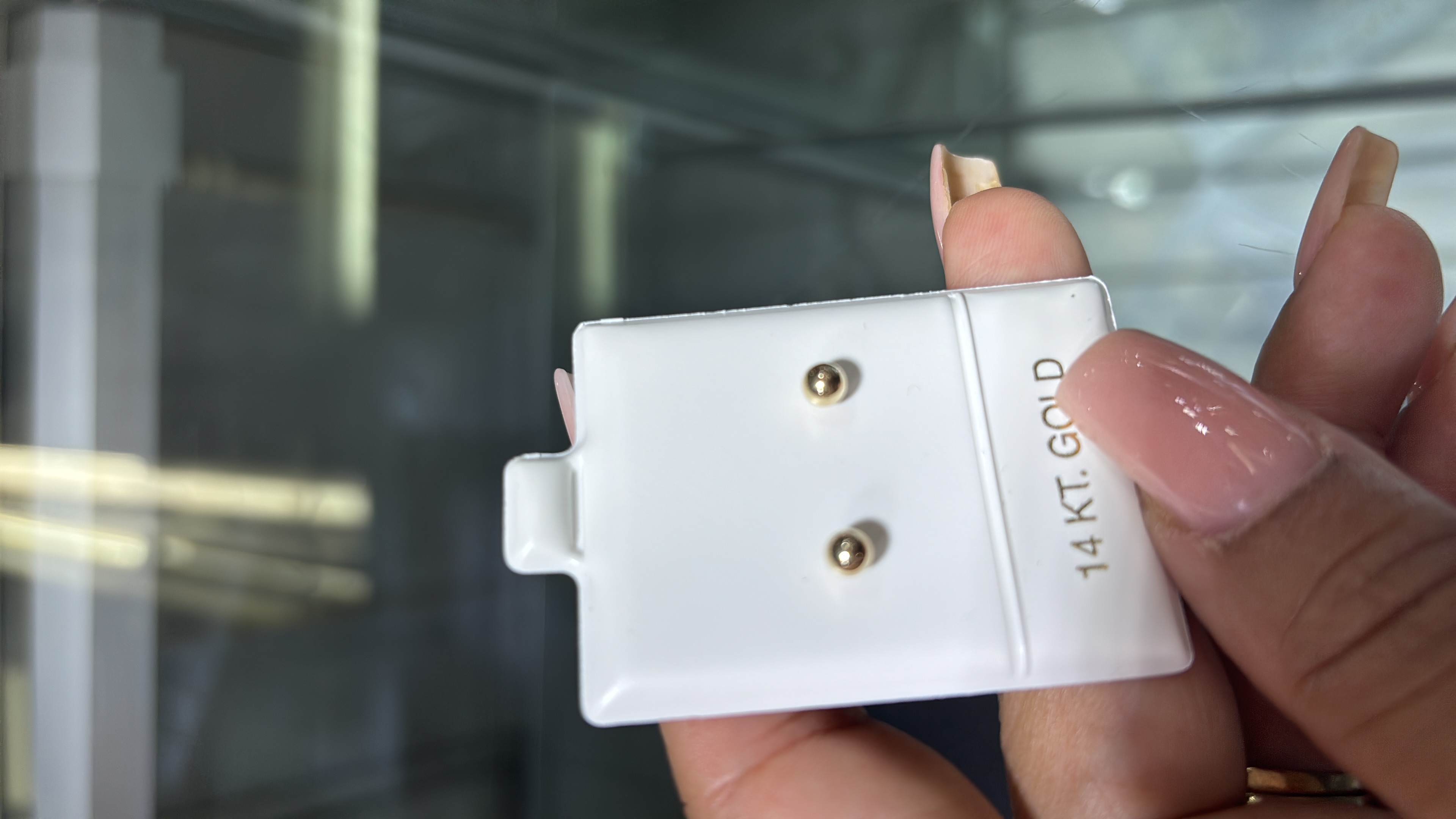 Aretes